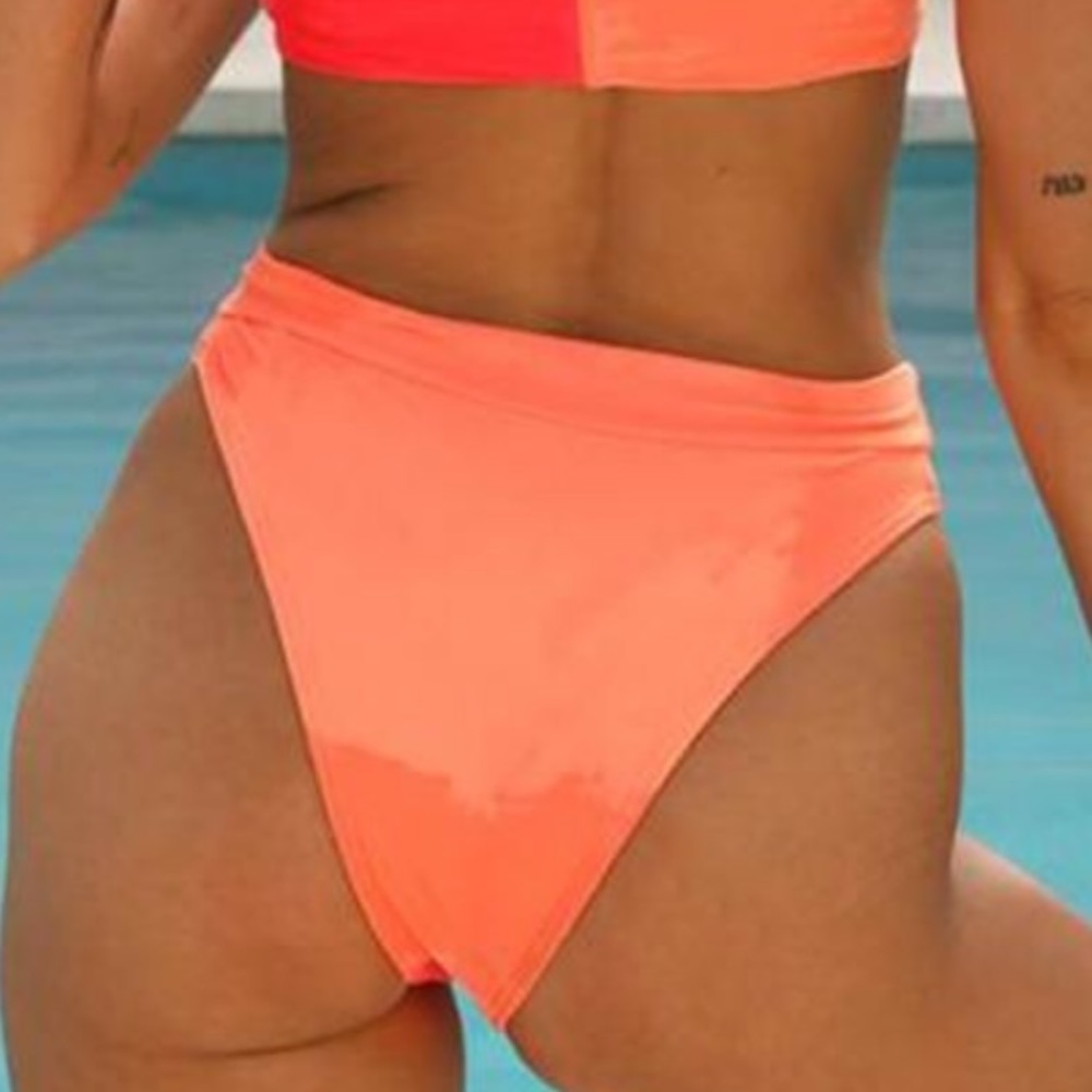 Bathing suit - Picture 8 of 8